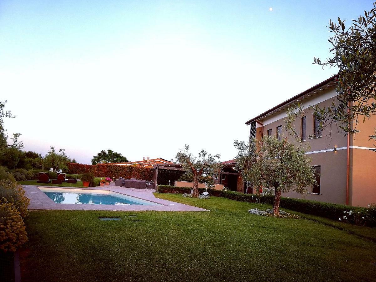 Il Casale Degli Ulivi - Agriturismo - Tenimenti Leone Lanuvio Eksteriør billede